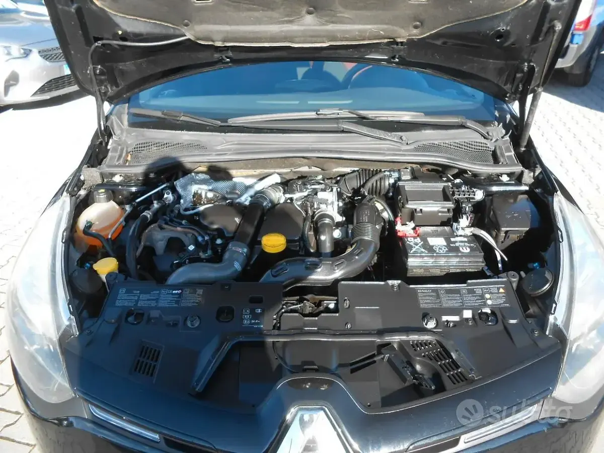 Usata Renault Clio 75 CV (55 kW) 2016 Nero Station wagon