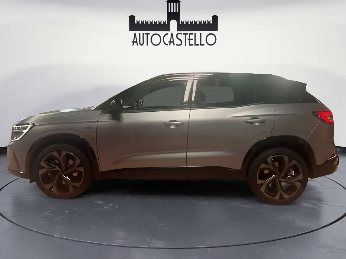 Usata Renault Austral Techno Esprit Alpine 131 CV (96 kW) 2023 Grigio opaco tetto nero SUV