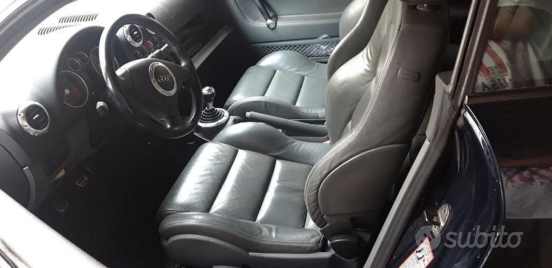 Usata Audi TT 180 CV (132 kW) 2002 Blu Coupé