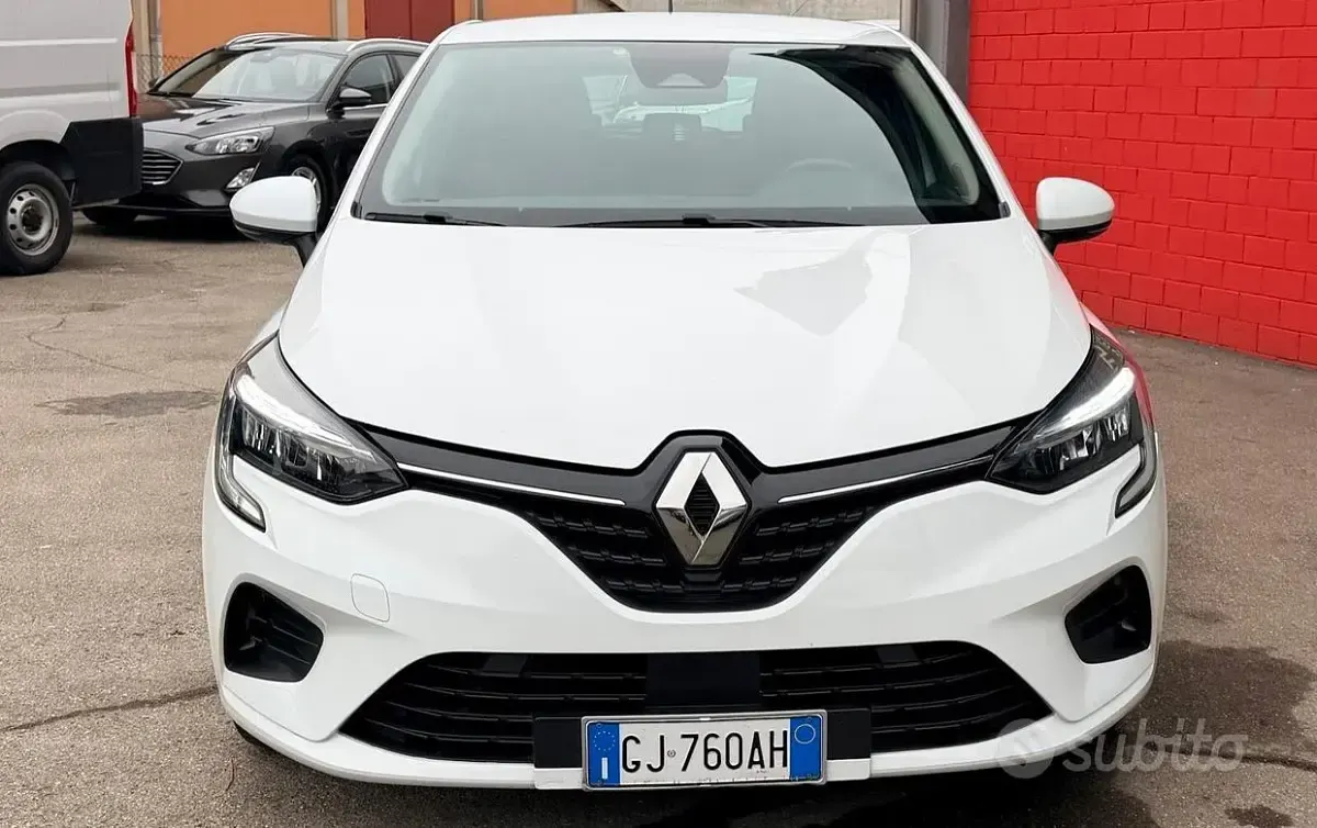 Usata Renault Clio V Techno 91 CV (66 kW) 2022 Bianco Berlina