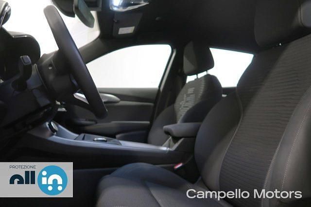 Usata Alfa Romeo Tonale Sprint 131 CV (96 kW) 2025 Rosso SUV