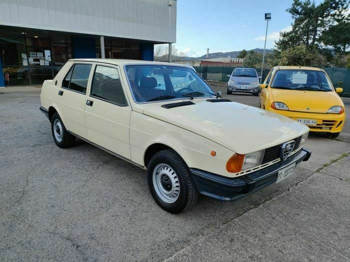 Usata Alfa Romeo Giulietta 108 CV (79 kW) 1979 Beige Utilitaria