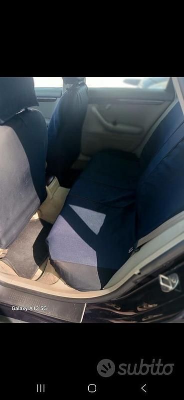 Usata Audi A4 130 CV (95 kW) 2002 Blu Station wagon