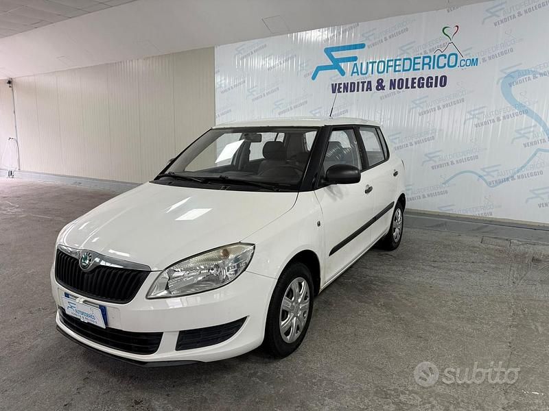 Usata Skoda Fabia 70 CV (51 kW) 2011 Bianco Berlina