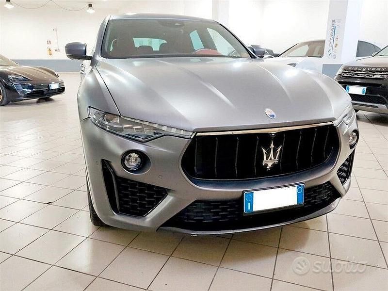 Usata Maserati Levante 355 CV (261 kW) 2019 Grigio SUV