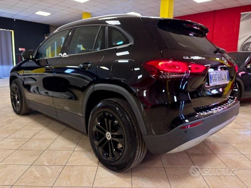 Usata Mercedes GLA200 Edition 150 CV (110 kW) 2021 Nero SUV