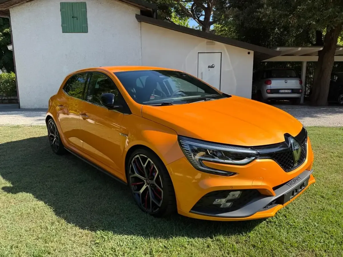 Usata Renault Mégane IV Trophy 300 CV (220 kW) 2021 Arancione Berlina