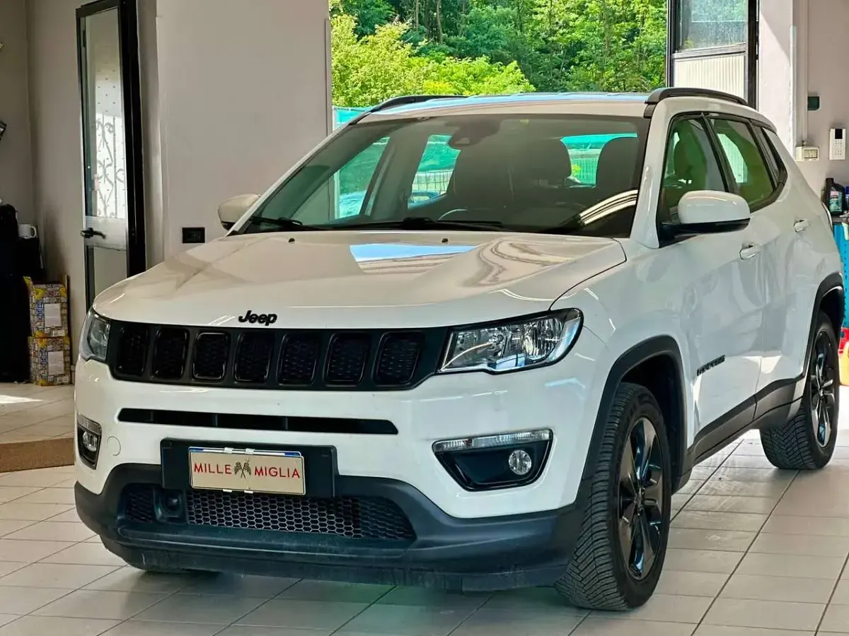 Usata Jeep Compass Night Eagle 140 CV (102 kW) 2019 Bianco SUV