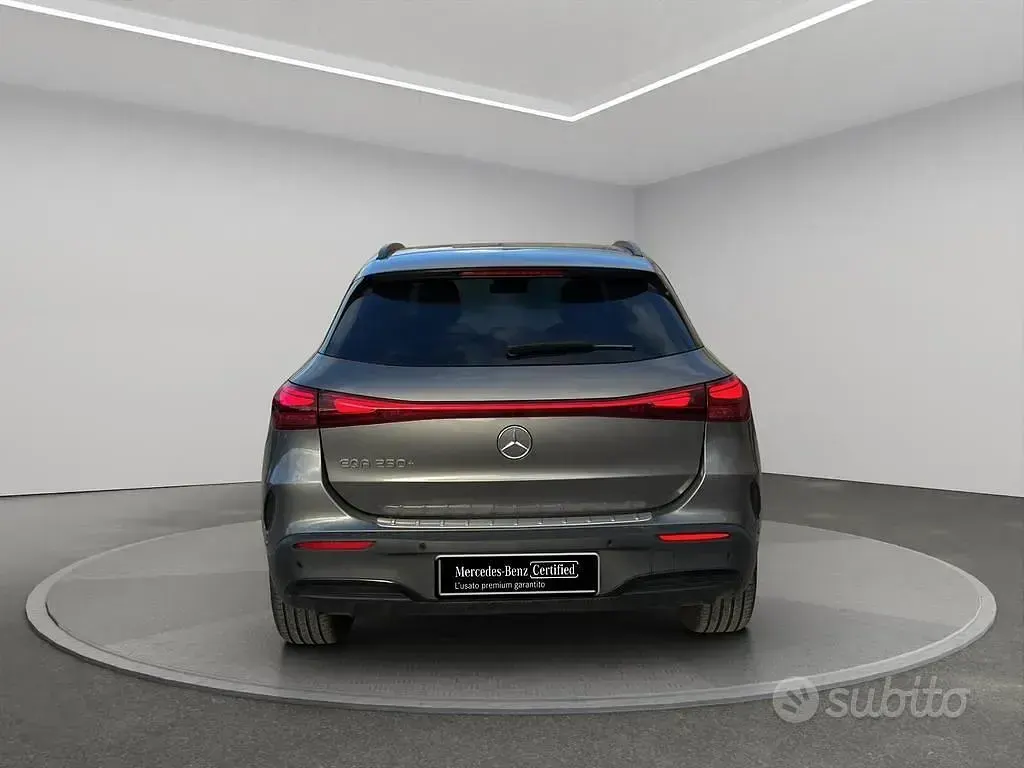 Usata Mercedes EQA250+ Premium 94 kW (129 CV) 2025 Grigio SUV