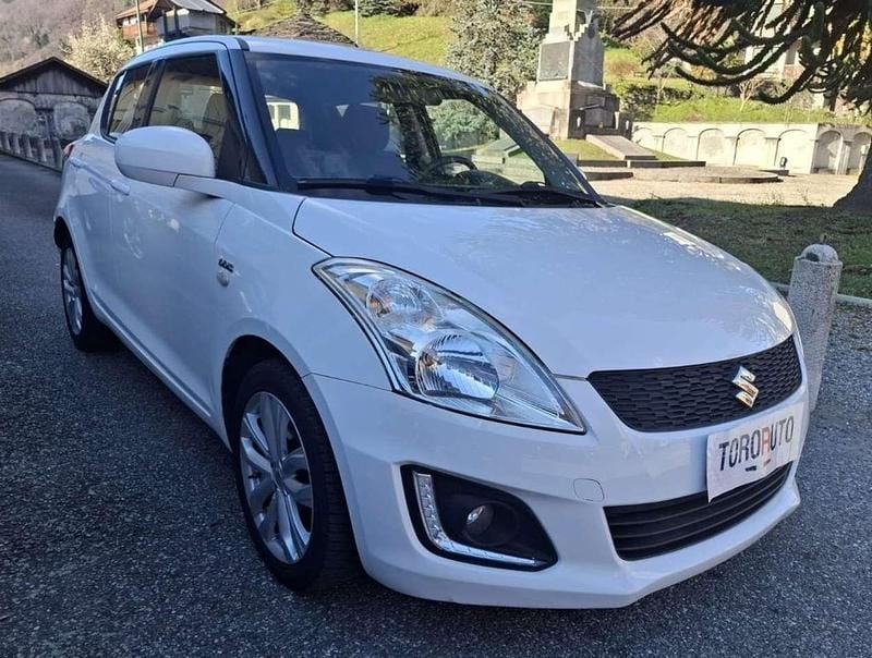 Usata Suzuki Swift 75 CV (55 kW) 2015 Bianco Utilitaria