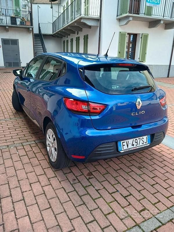 Usata Renault Clio 90 CV (66 kW) 2019 Blu Utilitaria