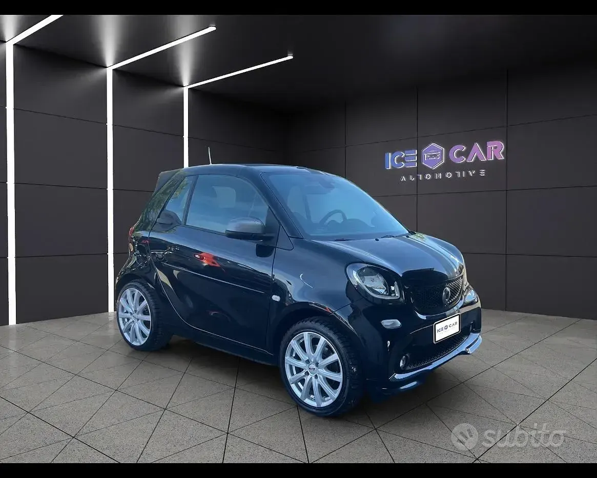Usata Smart ForTwo Cabrio Prime 90 CV (66 kW) 2017 Nero Cabrio