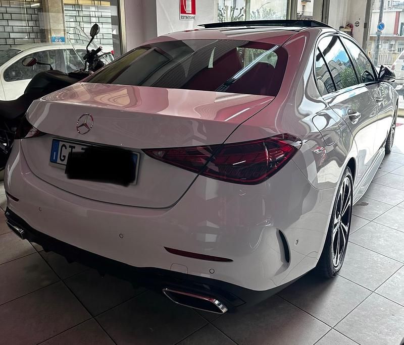 Usata Mercedes C300e Premium Plus 265 CV (194 kW) 2023 Bianco Berlina