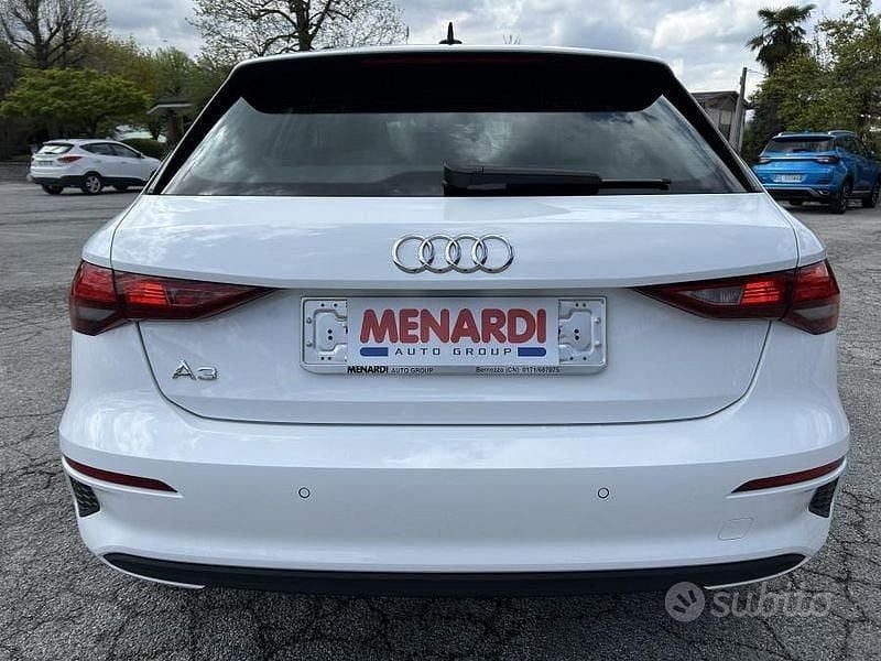 Usado Audi A3 Advanced Plus 150 CV (110 kW) 2023 Blanco Berlina