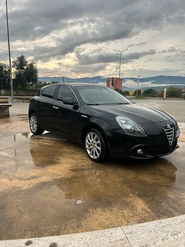 Usata Alfa Romeo Giulietta 120 CV (88 kW) 2015 Nero Utilitaria