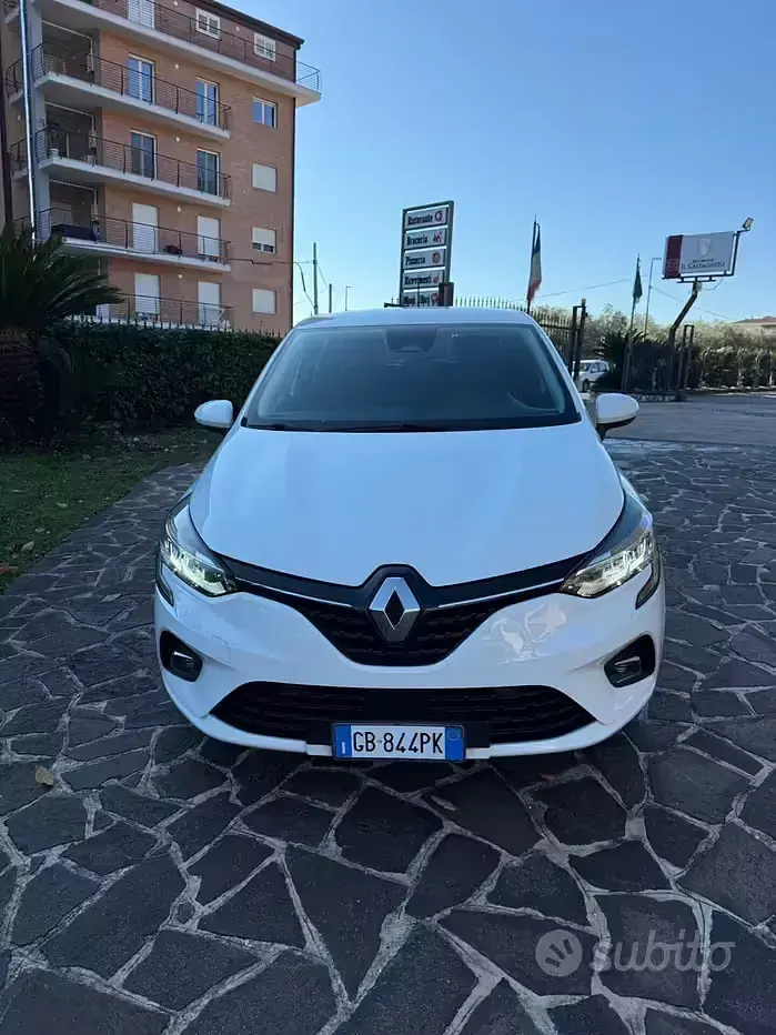 Usata Renault Clio V 86 CV (63 kW) 2020 Bianco Berlina