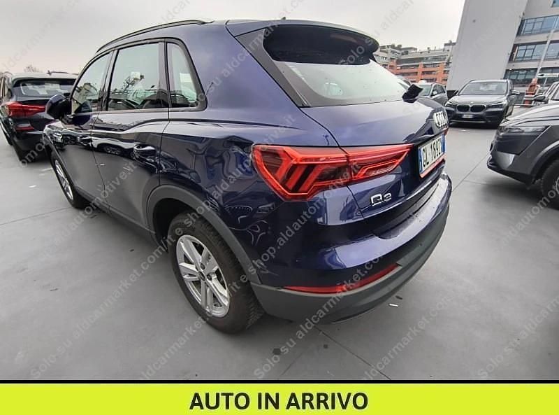 Usata Audi Q3 Business 149 CV (109 kW) 2022 Blu SUV