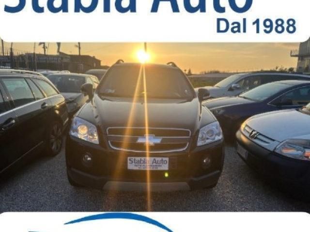 Nero Usata 2010 Chevrolet Captiva LT SUV | 4999 € (Ottimo prezzo) - Immagine 1/4