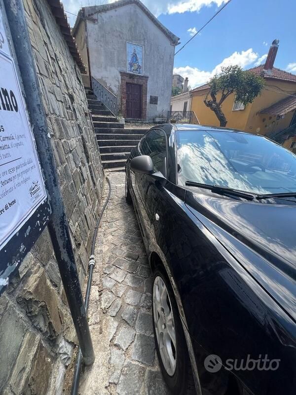 Usata Alfa Romeo MiTo 95 CV (69 kW) 2011 Nero Utilitaria