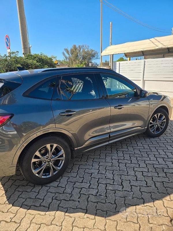 Usata 2019 Ford Kuga SUV | 19.000 € (Buon prezzo) - Immagine 1/4