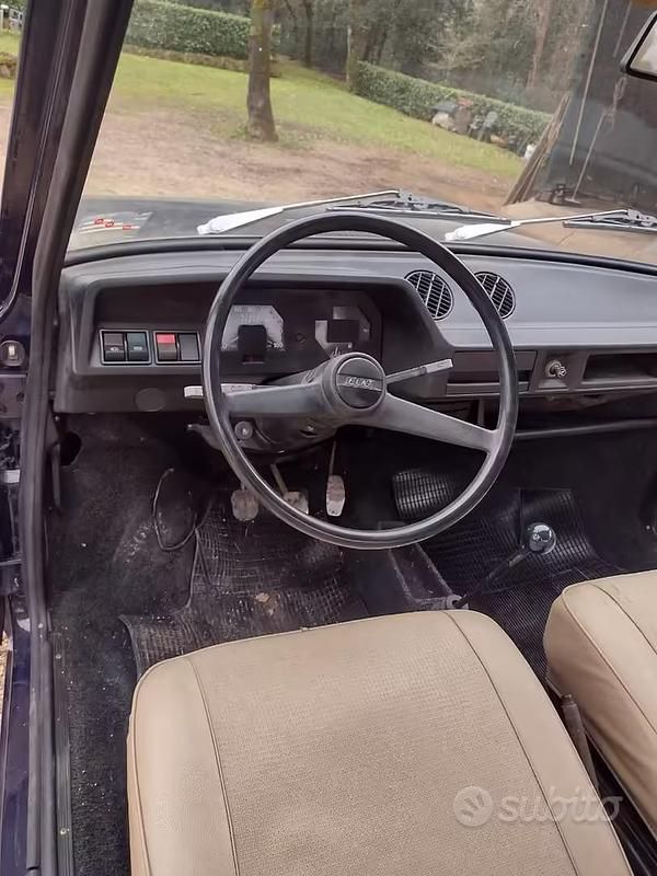 Usata Fiat 127 45 CV (33 kW) 1981 Blu Utilitaria