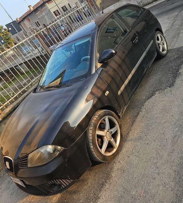 Usata Seat Ibiza Reference 69 CV (50 kW) 2007 Nero Utilitaria