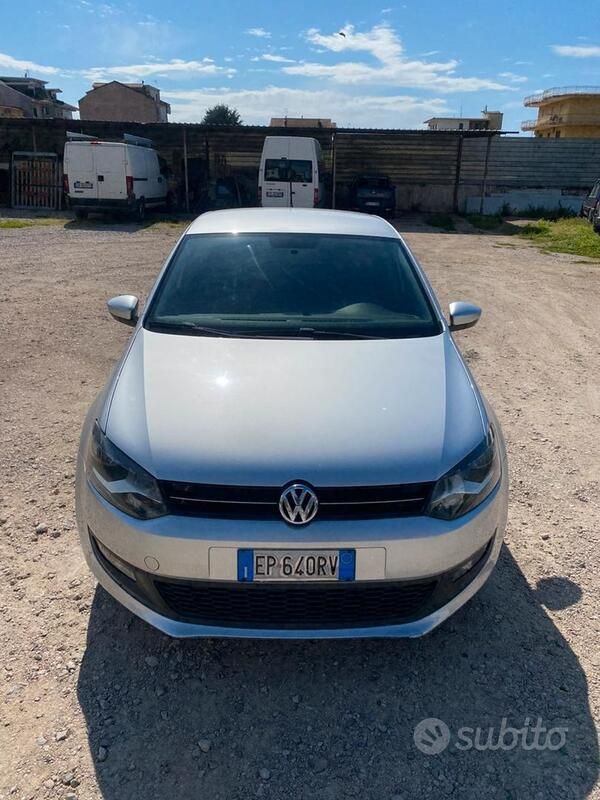 Usata VW Polo 75 CV (55 kW) 2014 Grigio Utilitaria