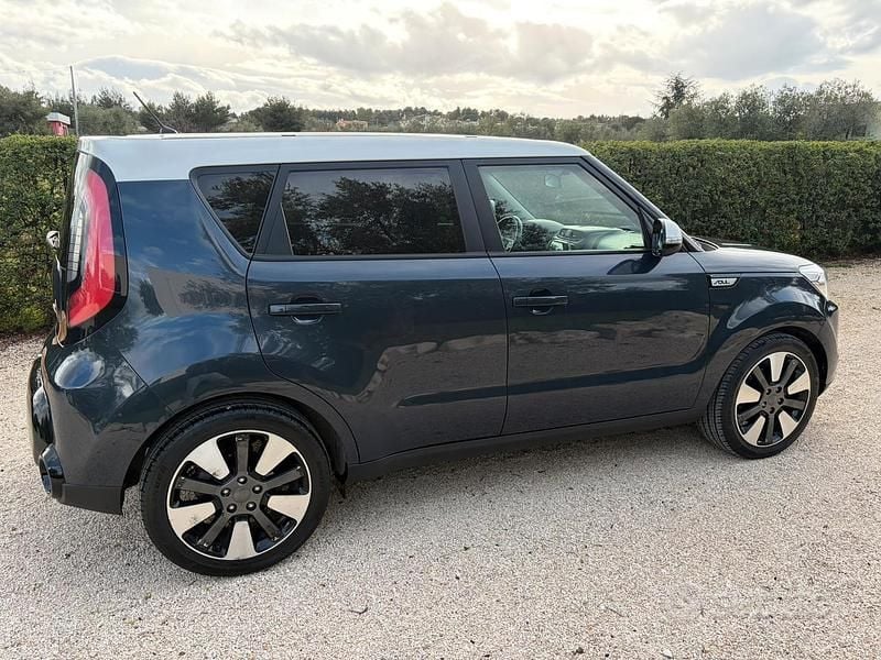 Usata Kia Soul 128 CV (94 kW) 2014 Blu SUV