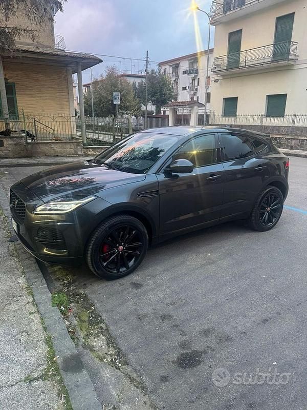 Usata Jaguar E-Pace SE 2022 Grigio SUV