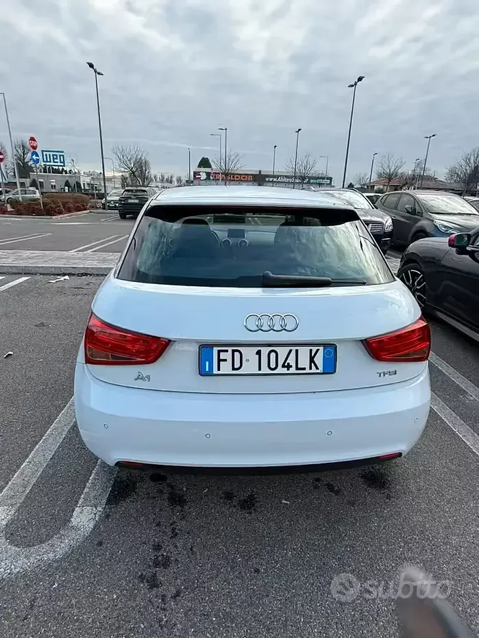 Usata Audi A1 86 CV (63 kW) 2014 Bianco Utilitaria