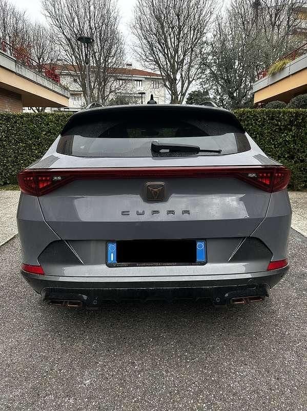 Usata Cupra Formentor 204 CV (150 kW) 2024 Grigio SUV