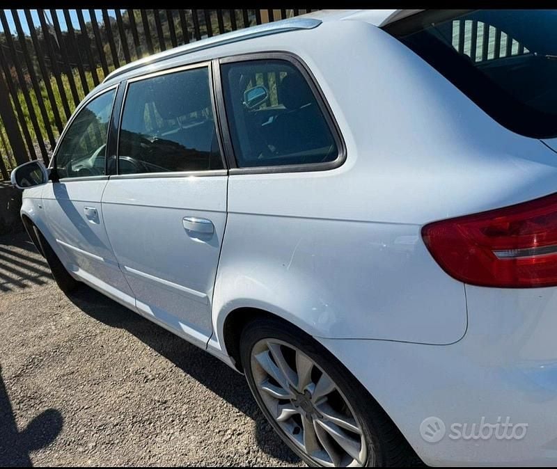 Usata Audi A3 105 CV (77 kW) 2011 Utilitaria