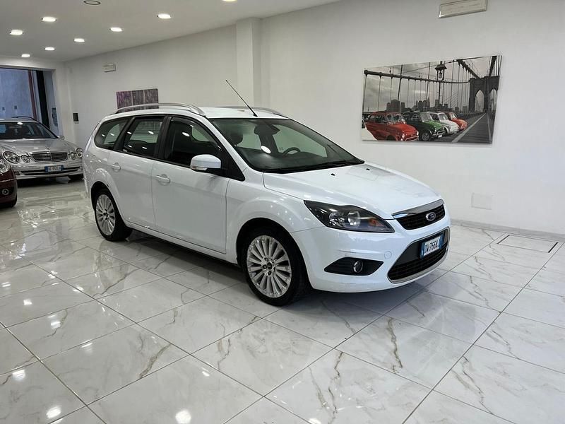 Usata Ford Focus 136 CV (100 kW) 2009 Bianco Station wagon