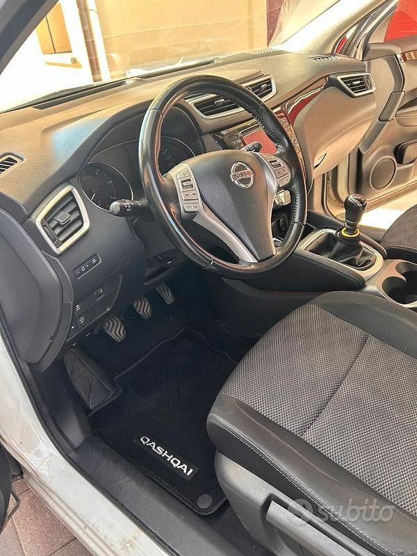 Usata Nissan Qashqai 116 CV (85 kW) 2014 Bianco SUV