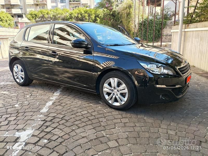 Usata Peugeot 308 Business-Line 120 CV (88 kW) 2016 Nero Berlina