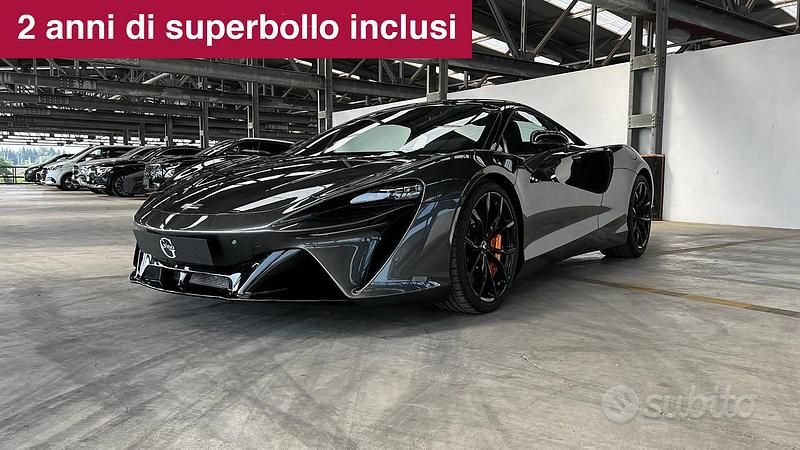 Grigio Usata 2022 McLaren Artura Coupé | 199.000 € - Immagine 1/4