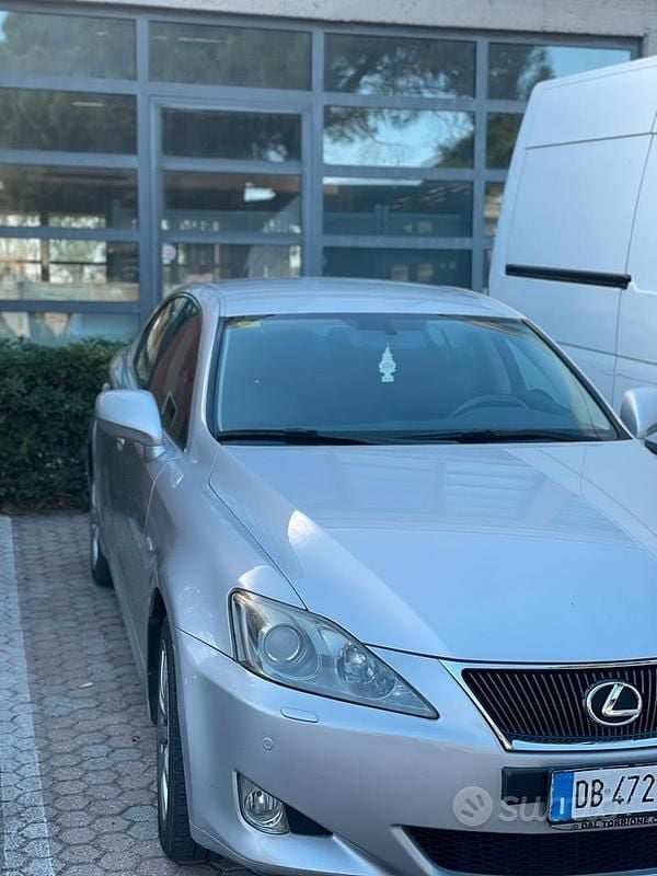 Usata Lexus IS220d 2005 Grigio Berlina