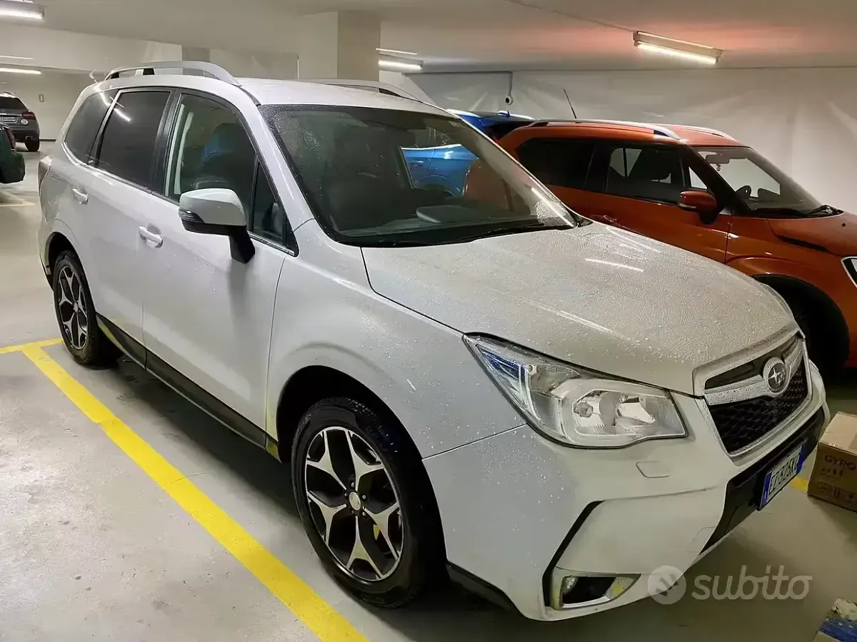 Usata Subaru Forester Sport 147 CV (108 kW) 2015 Bianco SUV