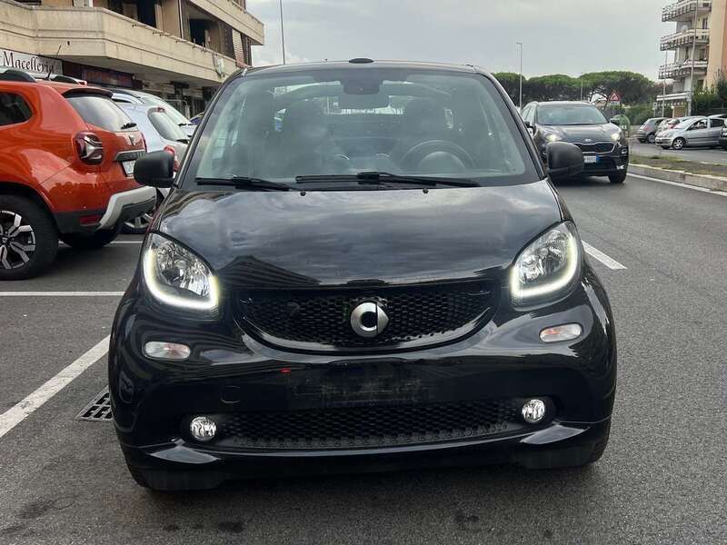 Nero Usata 2018 Smart ForTwo Cabrio Passion Cabrio | 15.880 € (Ottimo prezzo) - Immagine 1/4