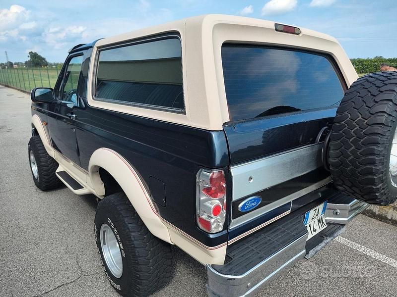 Usata Ford Bronco 375 CV (275 kW) 1992 SUV