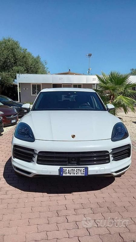 Usata Porsche Cayenne 340 CV (250 kW) 2019 Bianco SUV