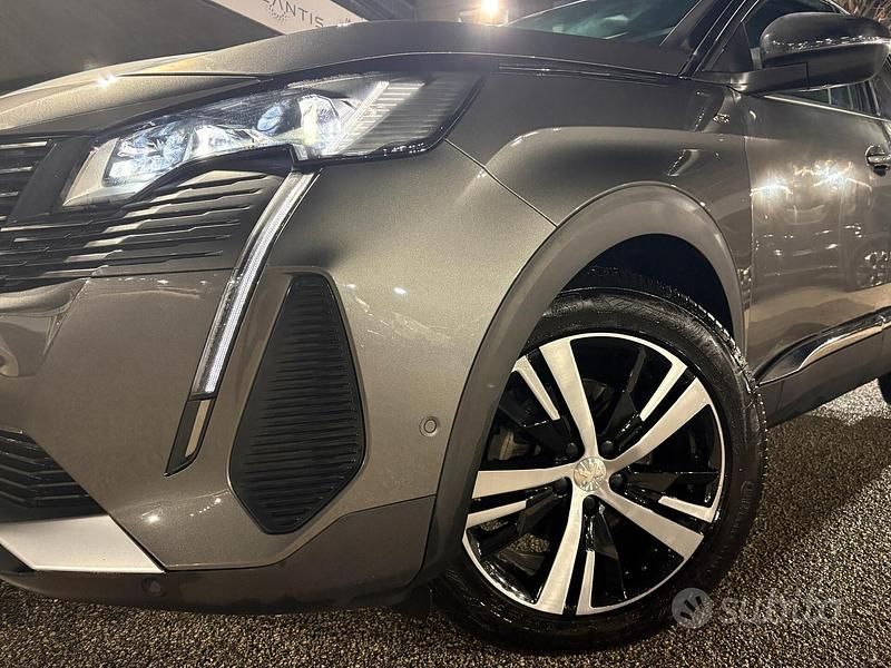 Usata Peugeot 3008 GT 131 CV (96 kW) 2023 Grigio SUV