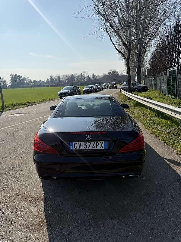 Usata Mercedes SL400 367 CV (269 kW) 2016 Nero Cabrio