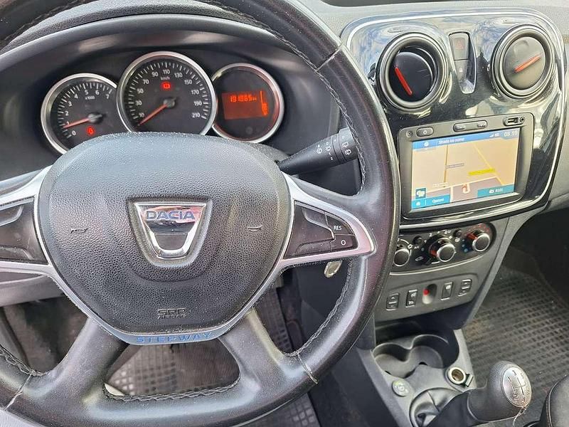 Usata Dacia Sandero Comfort 90 CV (66 kW) 2019 Bianco Berlina