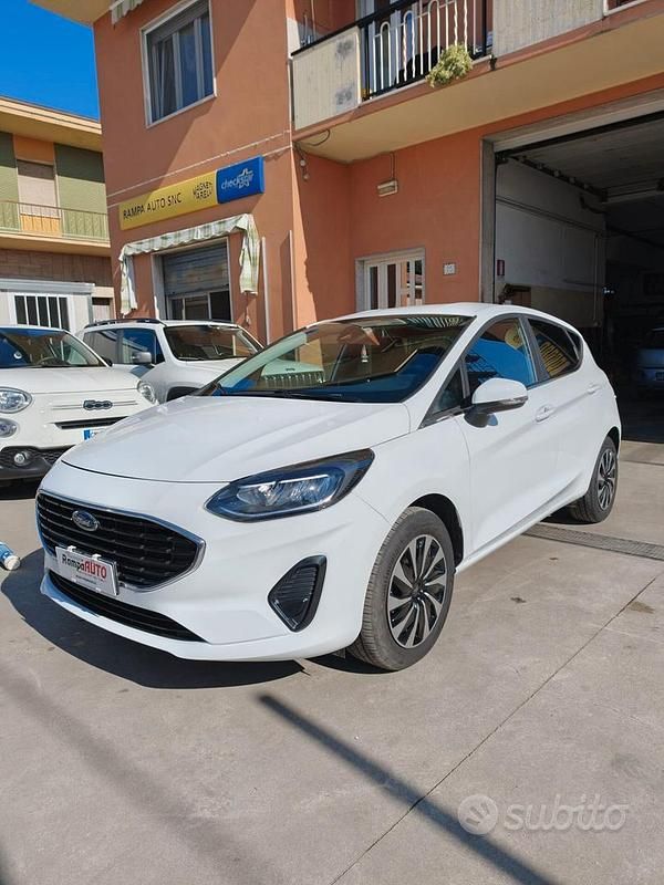 Usata Ford Fiesta Titanium 75 CV (55 kW) 2023 Bianco Utilitaria