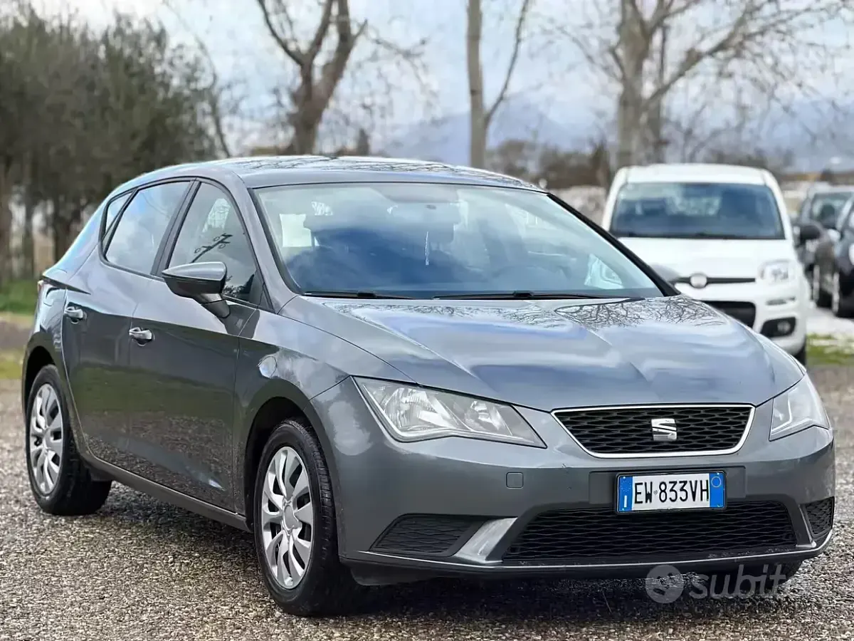 Occasion Seat Leon Reference 86 ch (63 kW) 2014 Gris Berline
