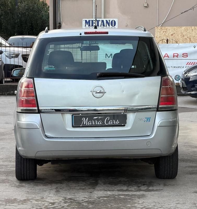 Usata Opel Zafira 129 CV (94 kW) 2007 Argento Monovolume