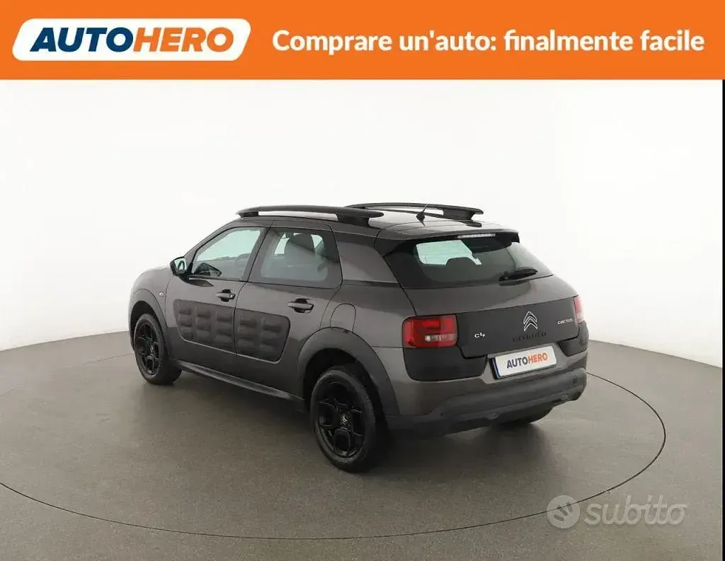 Begagnad Citroën C4 99 HK (72 kW) 2017 Grå SUV