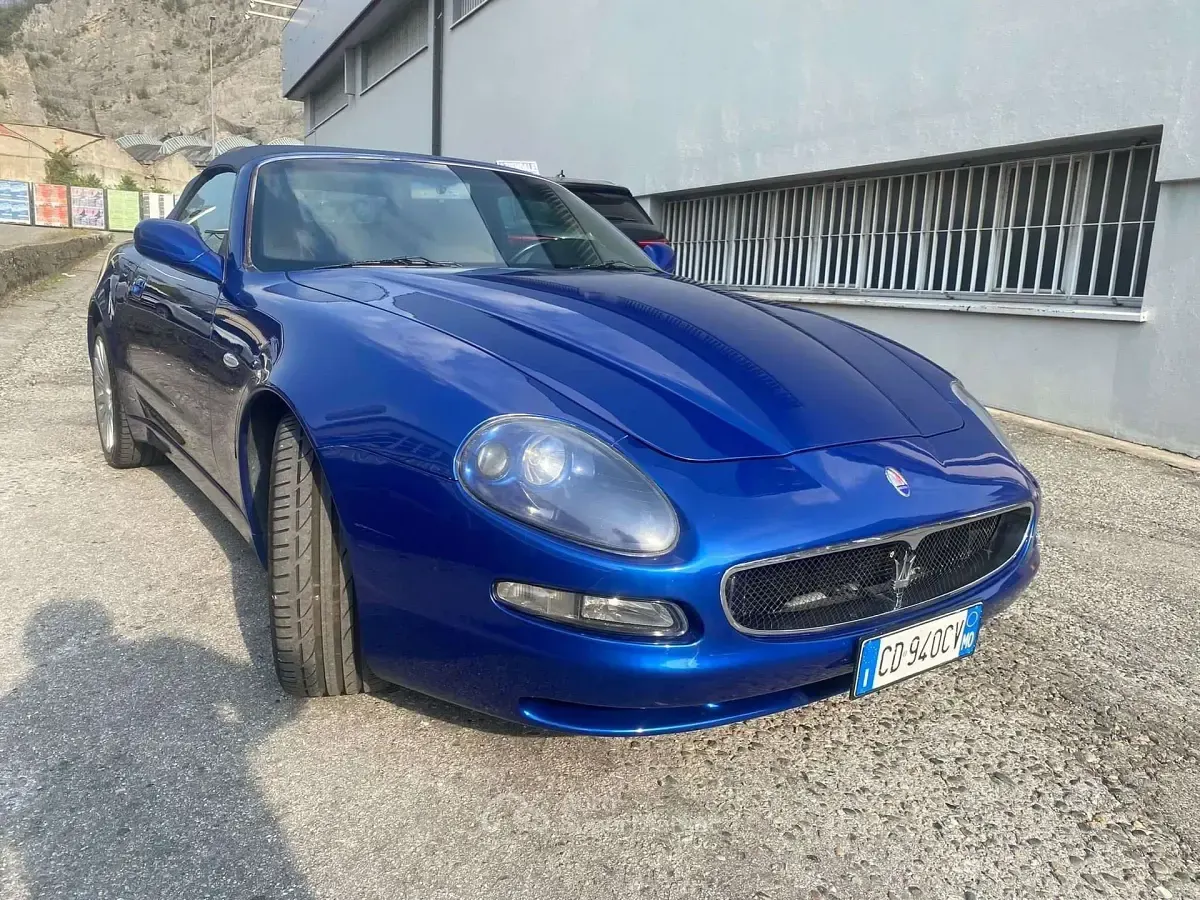 Usata Maserati Spyder 390 CV (286 kW) 2003 Blu/azzurro Cabrio