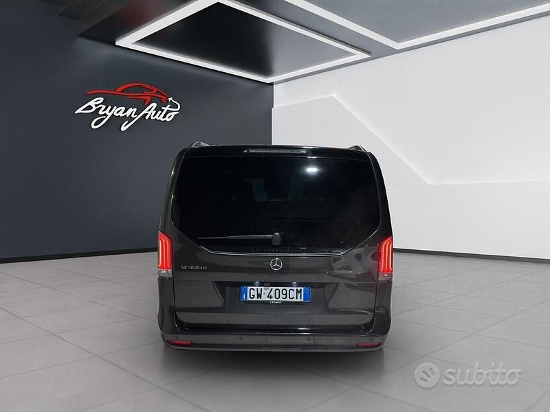 Usata Mercedes V300 Exclusive 239 CV (175 kW) 2023 Other Monovolume